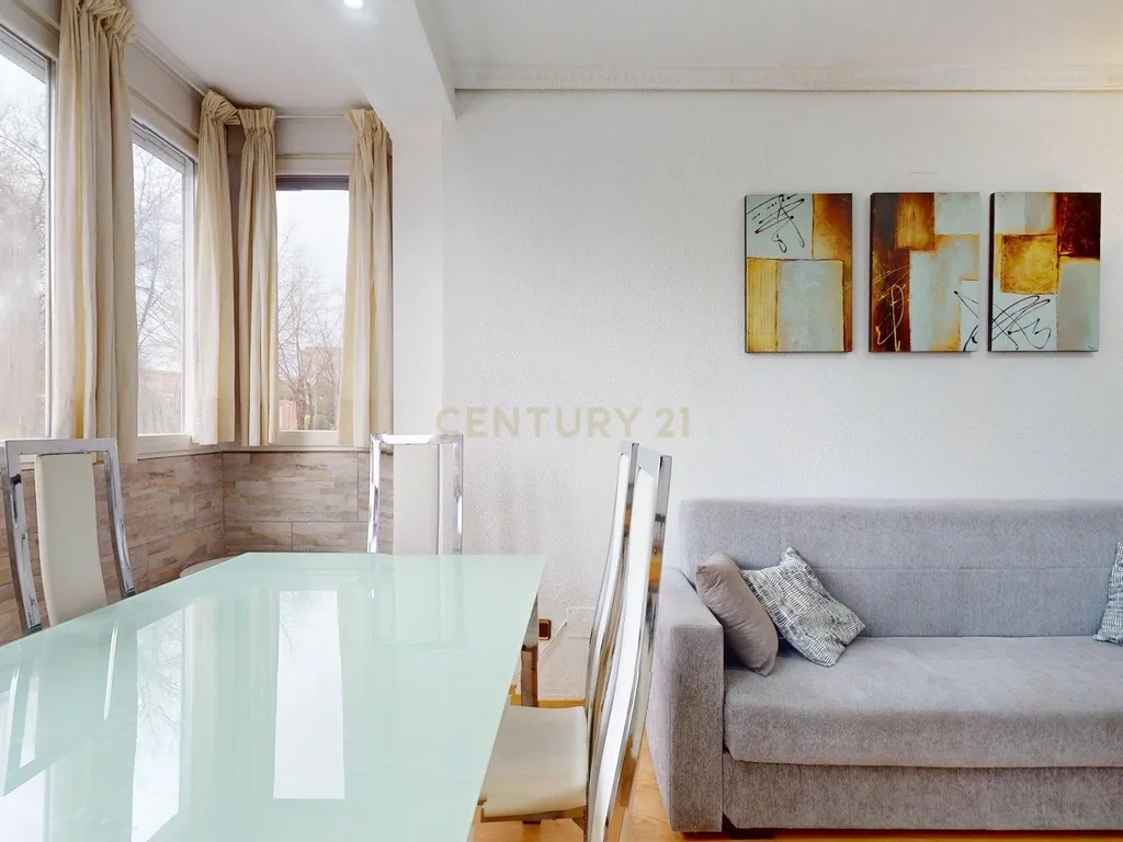 Apartamento Renovado em Alcalá de Henares, Madrid - Image 22