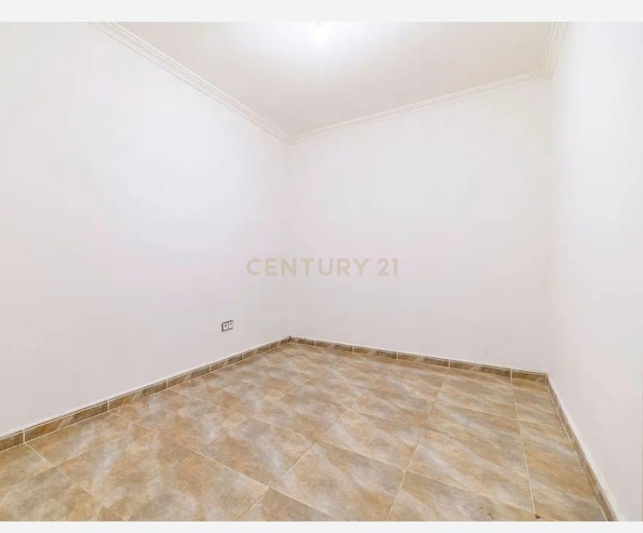 Planta baja reformada en venta en Viladecans. - Image 16