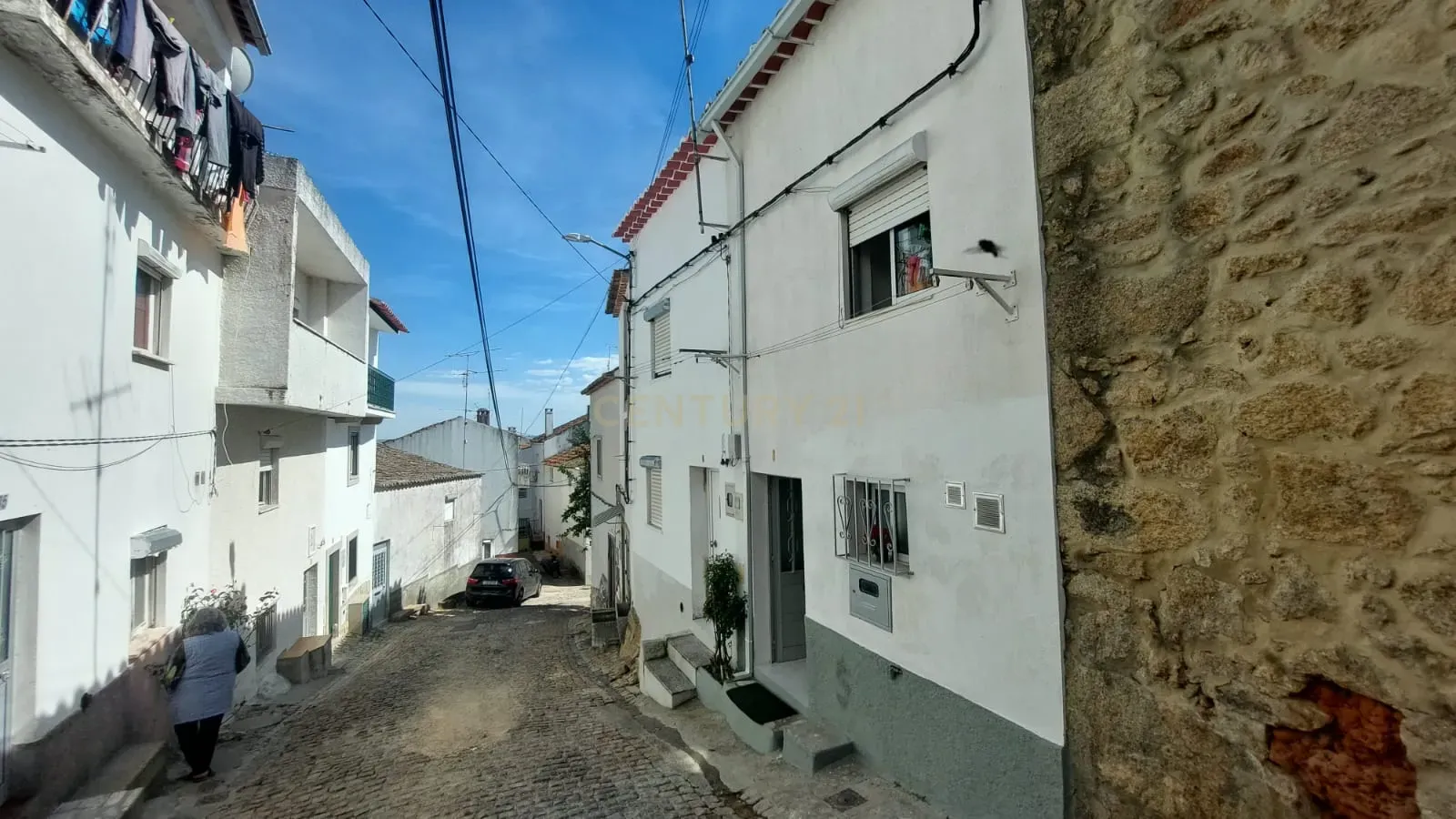 Fotografia 3 de Moradia T2 em Idanha a Nova - Oportunidade Única!