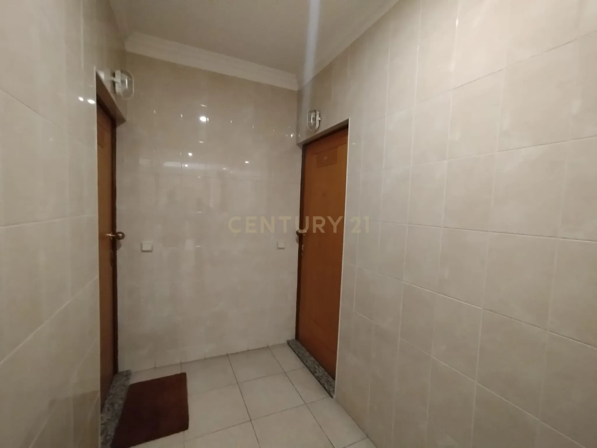 Apartamento T1 em Vila Nova de Gaia - Arrendado - Image 7