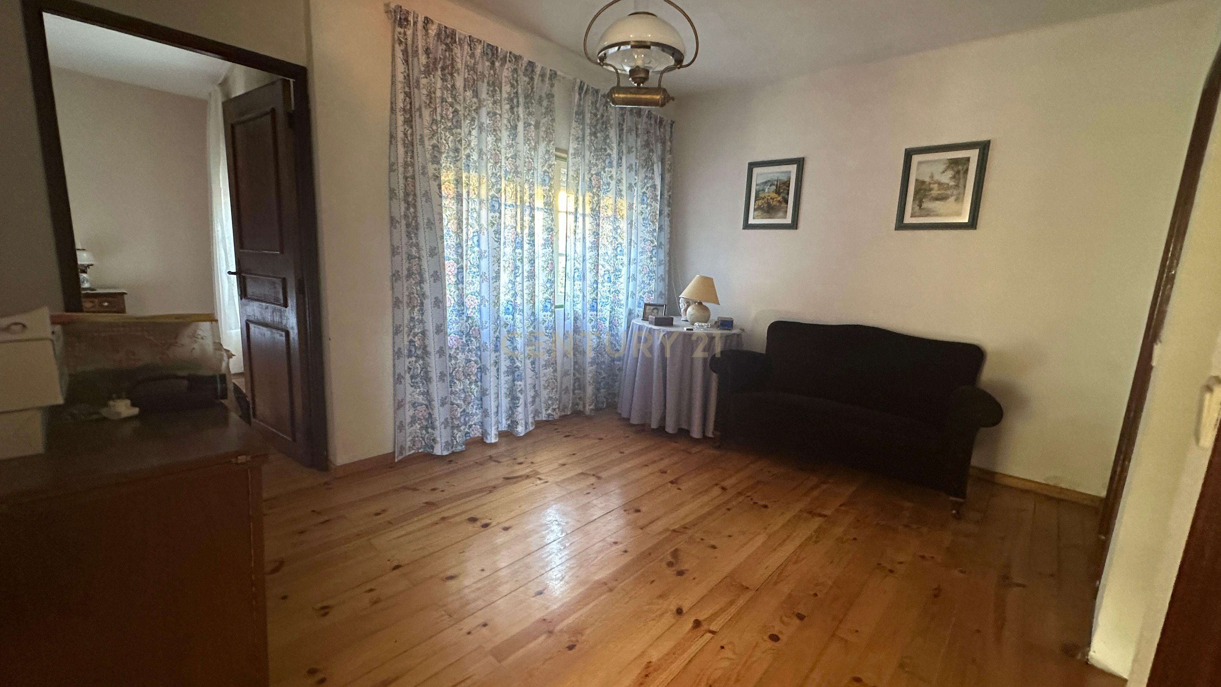 Fotografia 7 de Casa T3 "Pronta a Entrar" em Covelo do Gerês | O Seu Refúgio ao Preço de Saldo