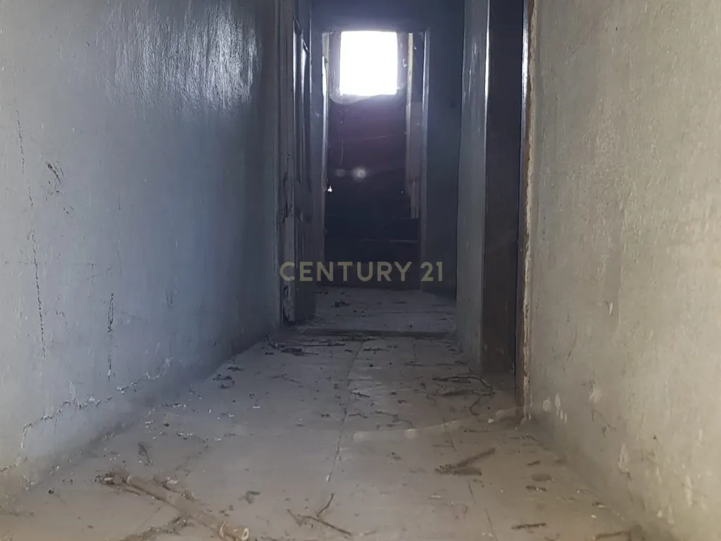 Moradia na zona histórica em Caminha. - Image 8