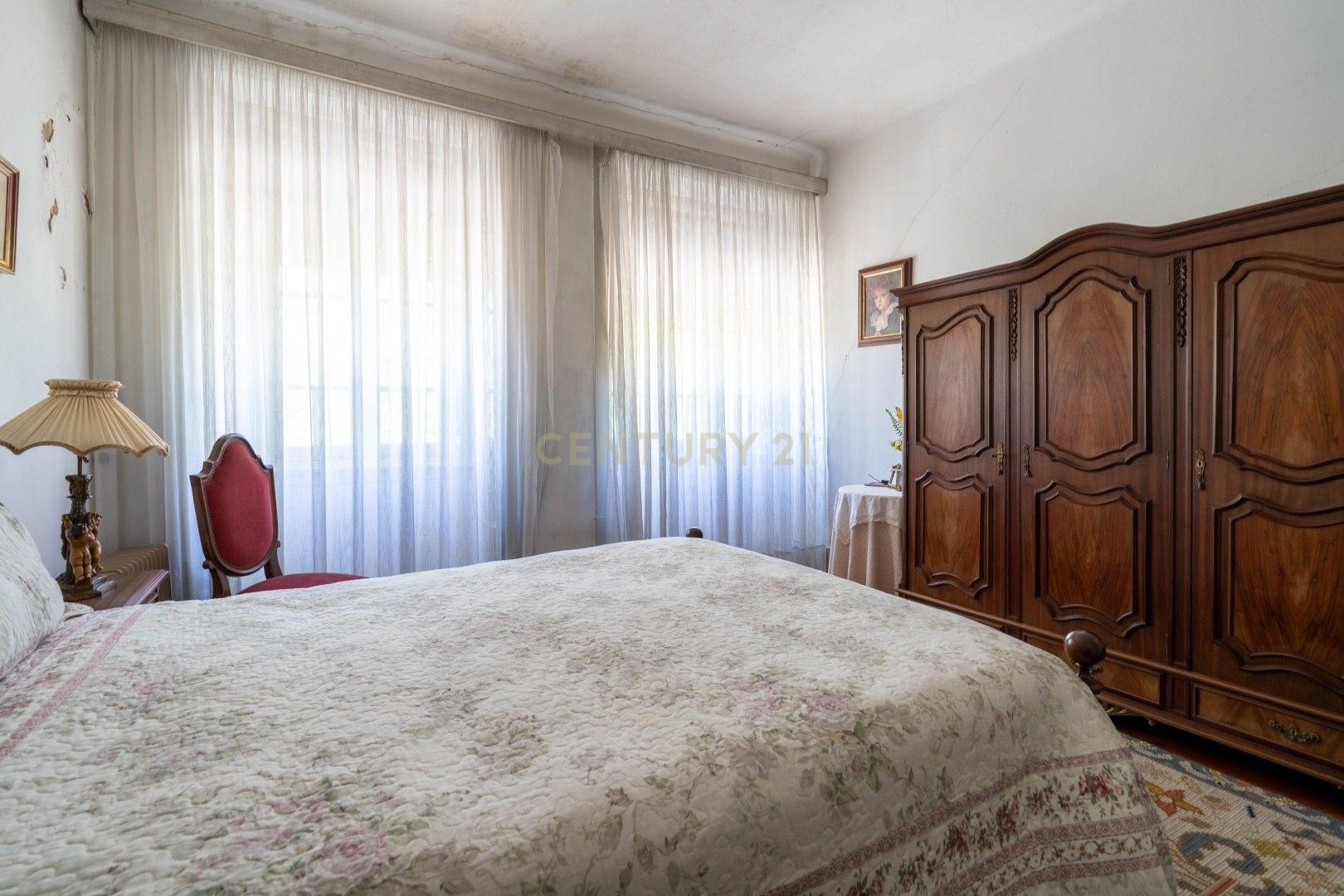 Fotografia 9 de Casa T5 para Recuperação em Lousã, Coimbra - 360m²