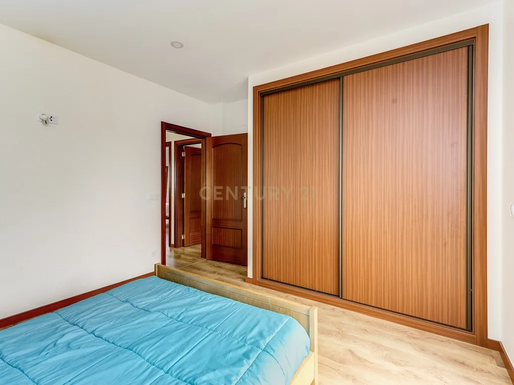 Moradia T4 Isolada Duplex com Box em Adroana, Alcabideche - Image 35