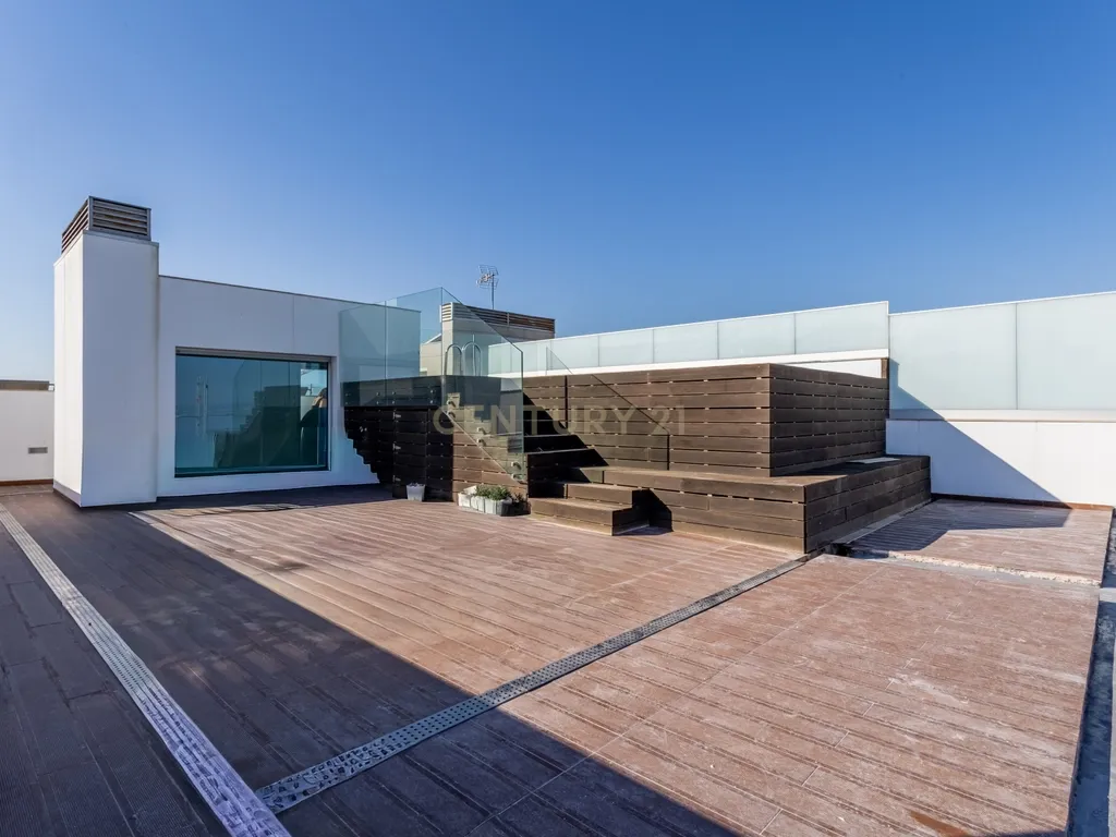Penthouse T3 Duplex com Vista Rio Panorâmica em Alcochete - Image 21