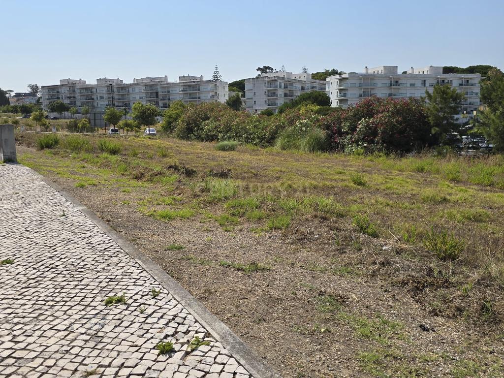 710 m² de Exclusividade num Novo Condomínio na Aldeia dos Capuchos. - Image 30