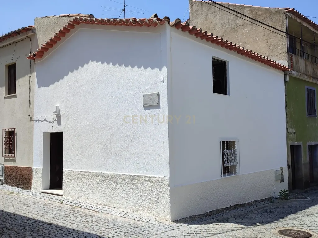 Moradia T2 com Garagem, Póvoa de Rio de Moinhos, Castelo Branco - Image 11