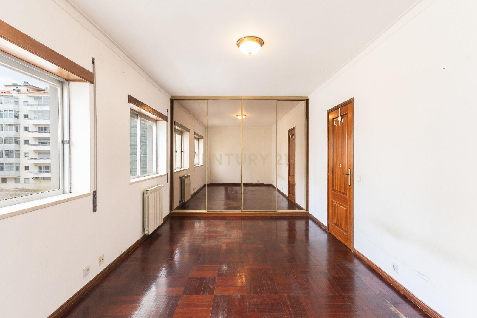 Apartamento T2 à venda em Santo António dos Olivais, Coimbra — foto 6