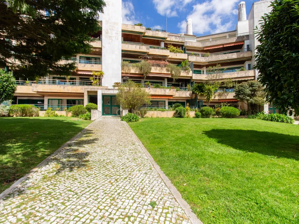 Apartamento T2 para arrendar - Belas Clube de Campo - Image 20