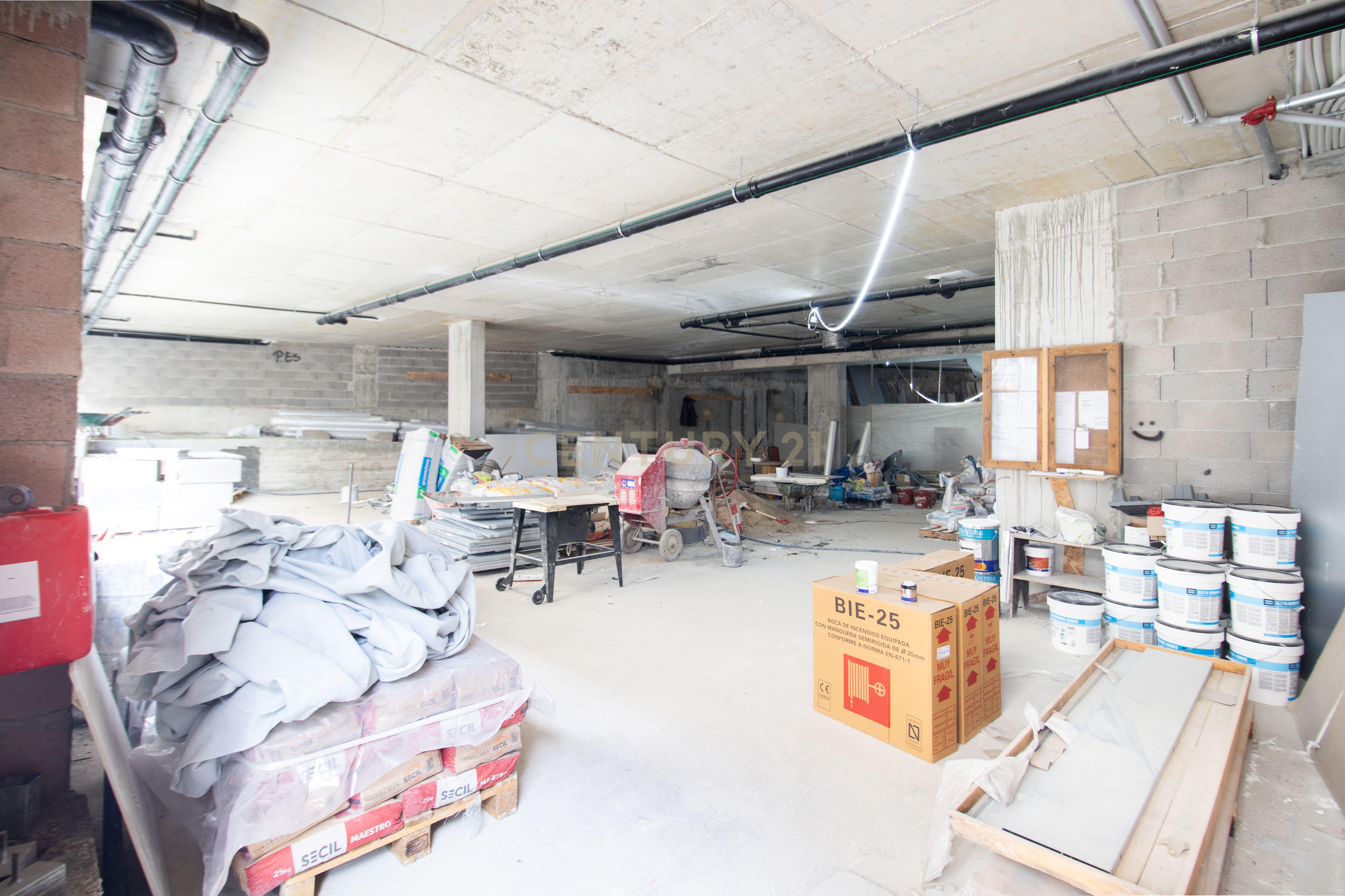 Fotografia 5 de Loja nova em Sacavém | 398 m² | Planta livre
