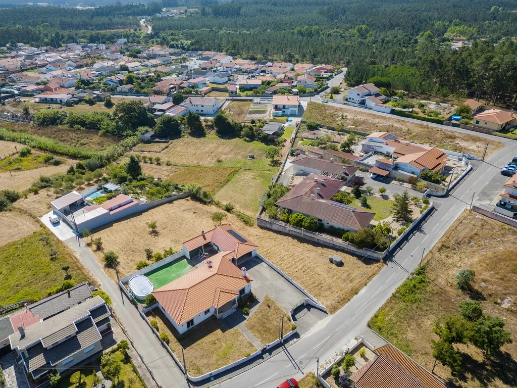 🏡 Moradia Térrea com Garagem para 2 carros - Image 18