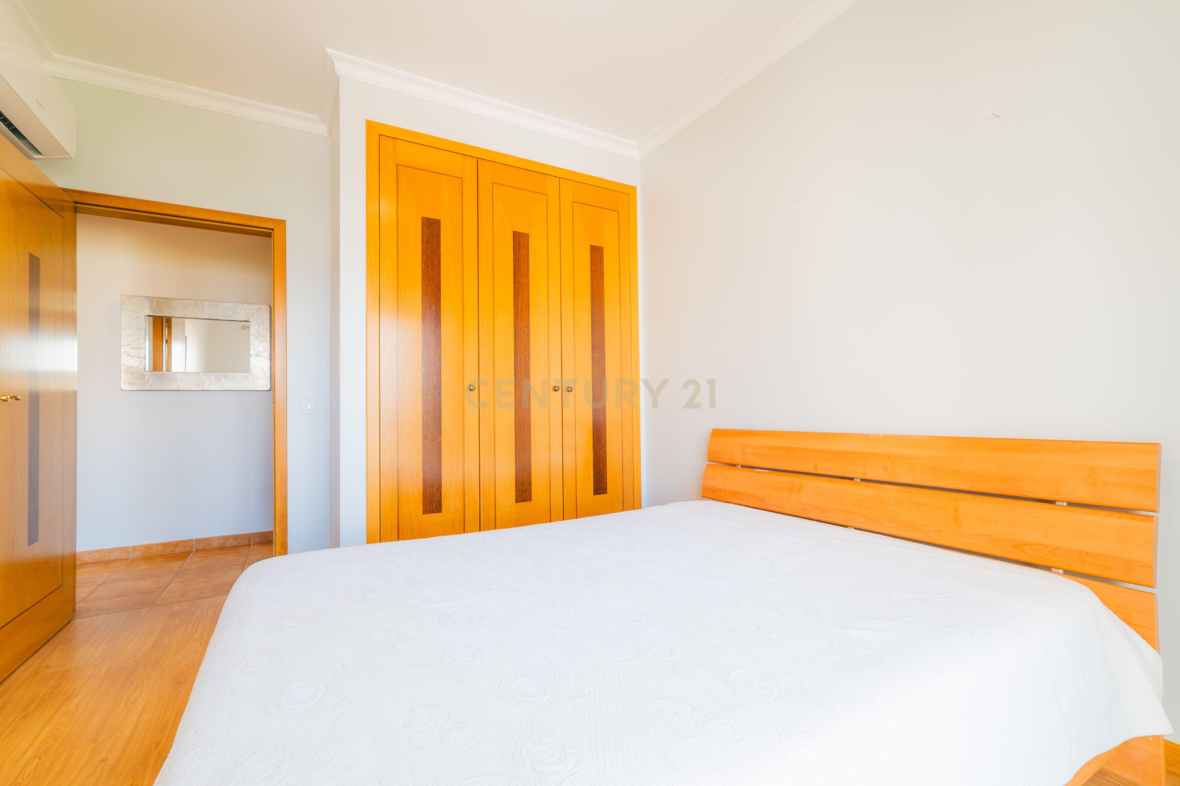 Fotografia 8 de Apartamento T2 em Portimão, Faro - Oportunidade Única!