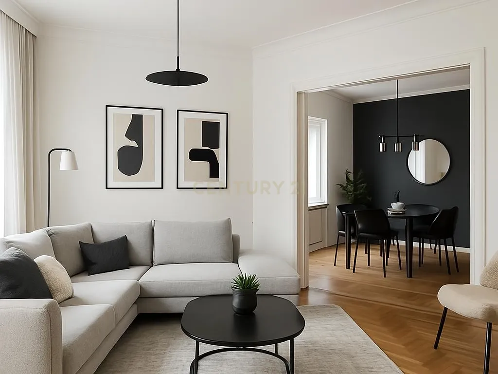Apartamento T2 para recuperar no centro de Portimão, Algarve - Image 12