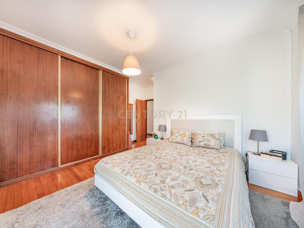 Casa T4 com Vista Panorâmica em Arcos de Valdevez - Image 28