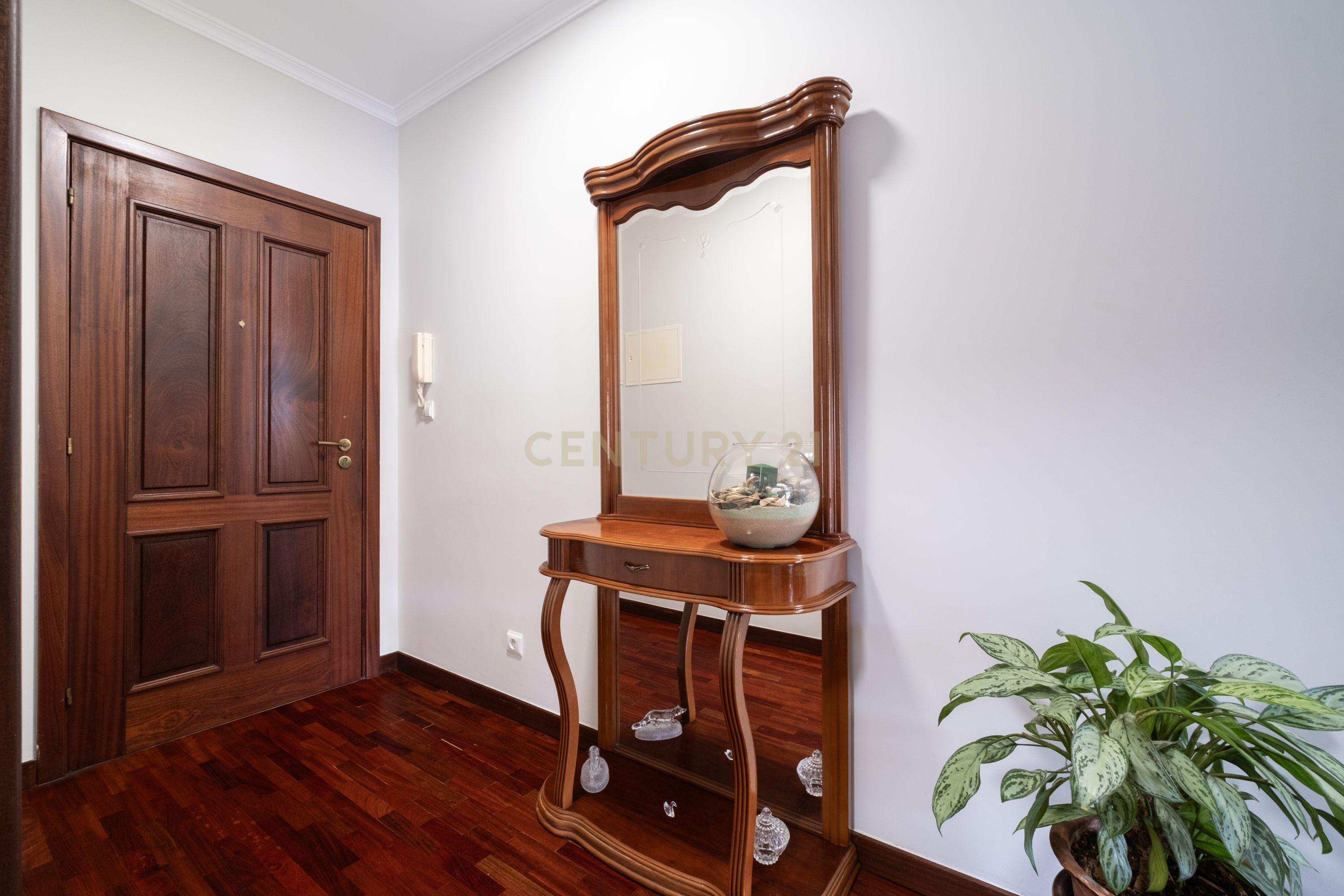 Fotografia 11 de Apartamento T3 - Madalenas, Funchal