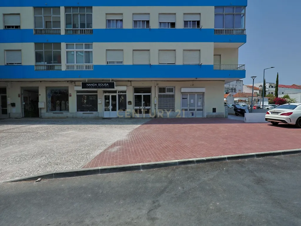 Apartamento T2 - Torre Da Marinha/Seixal - Image 2
