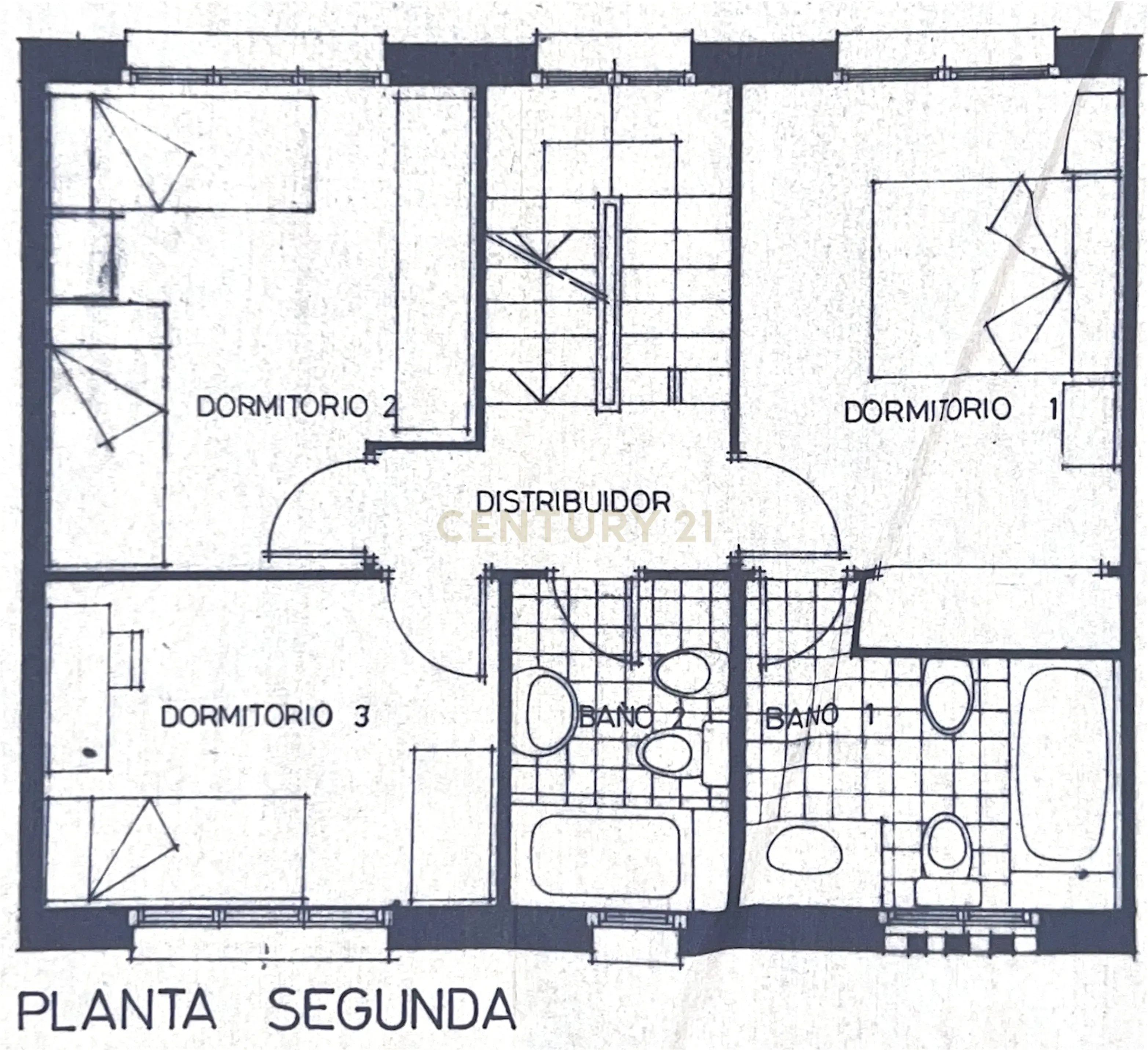 Casa Térrea em Barcelona: Oportunidade de Recuperação Única - Image 43