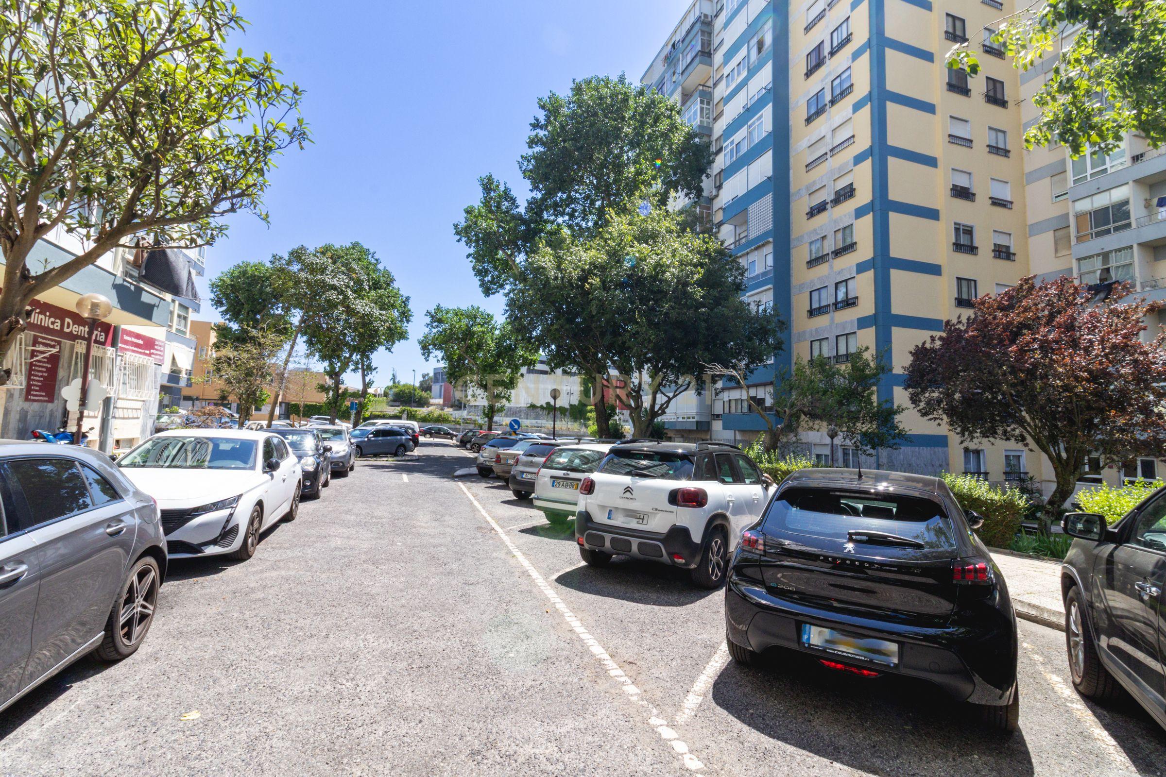 Apartamento T3 à venda em Carnaxide e Queijas, Oeiras — foto 5