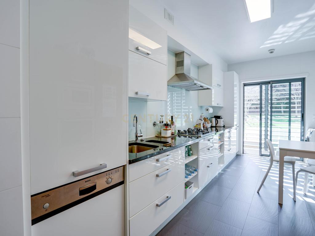 Apartamento T3 com Vista Panorâmica em Oeiras - 570.000€ - Image 26