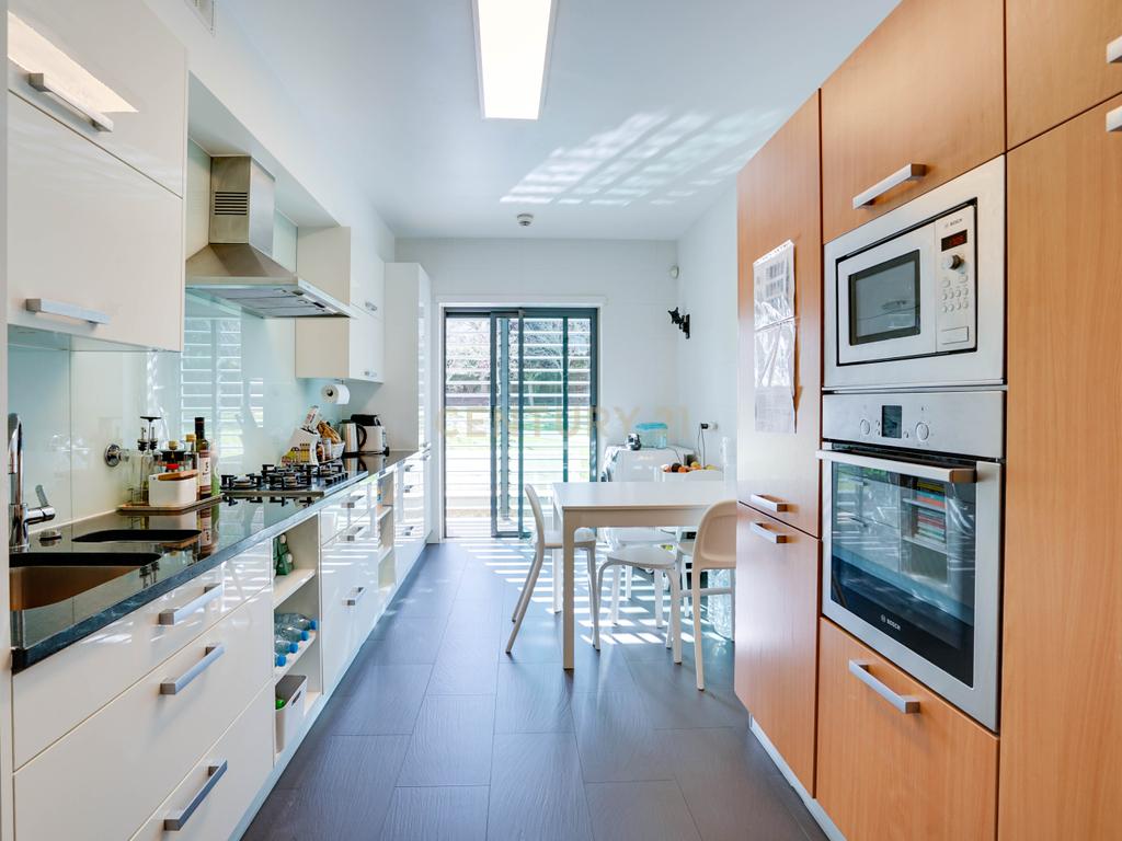 Apartamento T3 com Vista Panorâmica em Oeiras - 570.000€ - Image 28