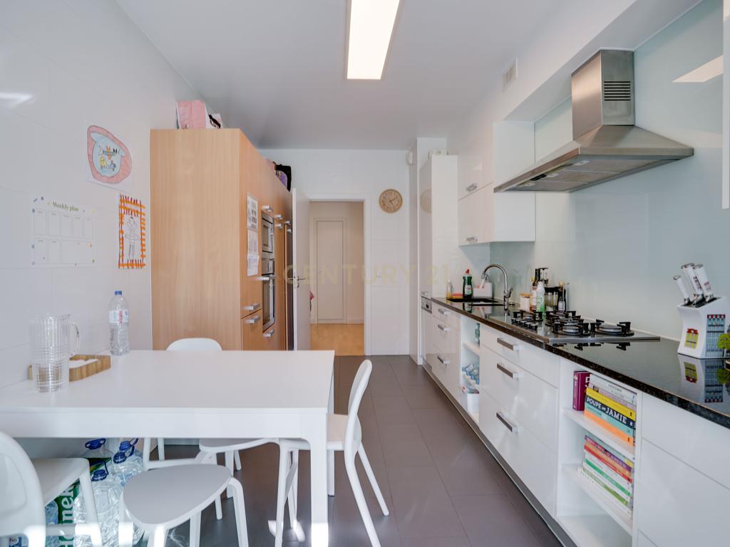 Apartamento T3 com Vista Panorâmica em Oeiras - 570.000€ - Image 29