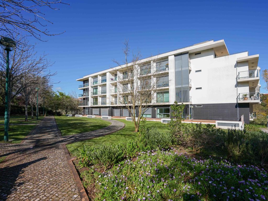 Apartamento T3 com Vista Panorâmica em Oeiras - 570.000€ - Image 39