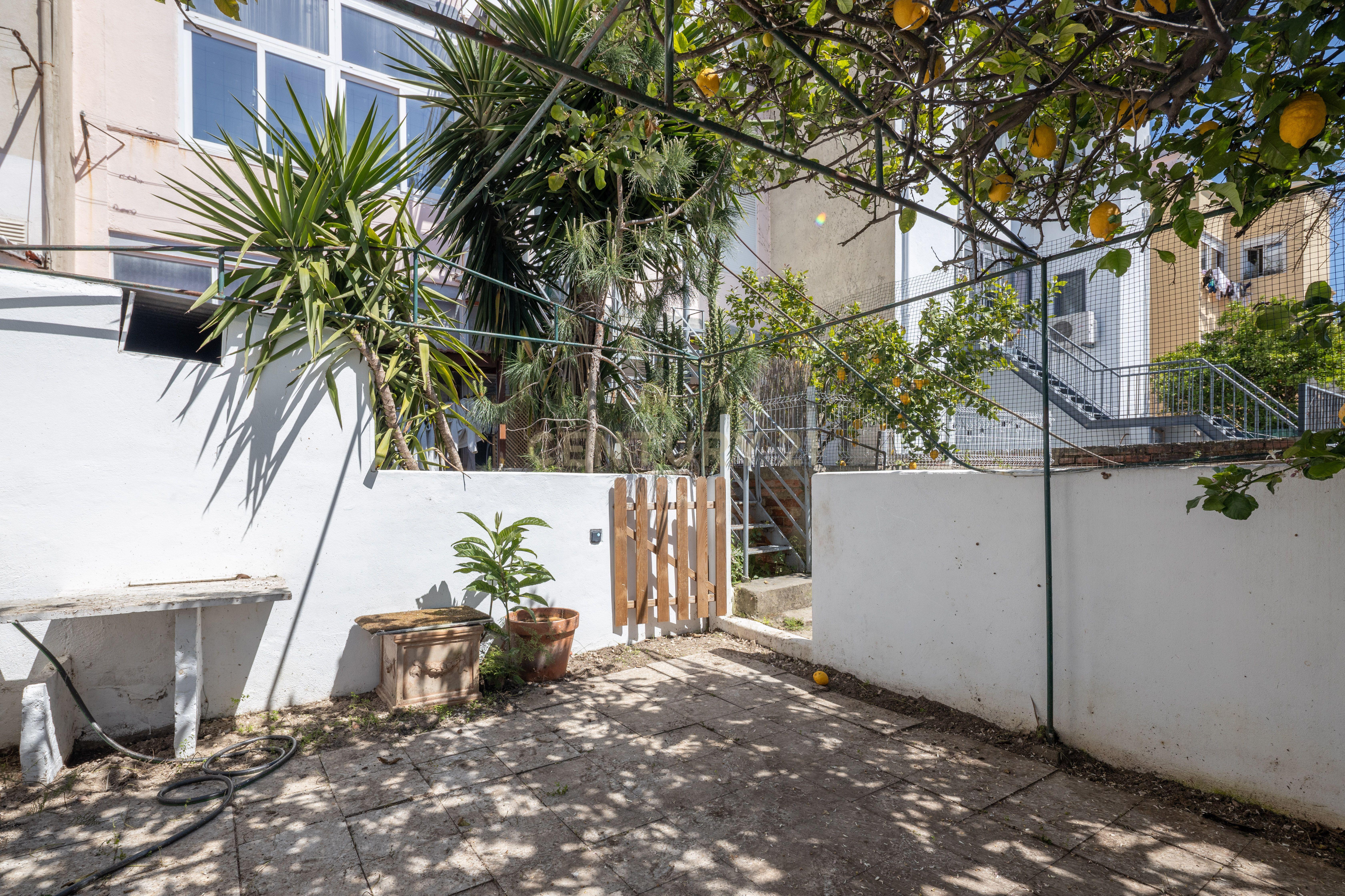 T1 remodelado para Venda com Logradouro privativo - Penha de França - Image 17