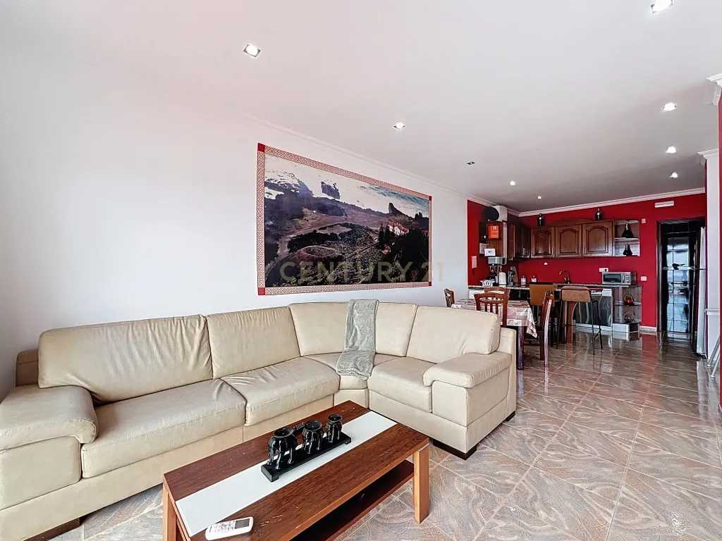 🏡 Moradia Única com Vista Mar — 3 Apartamentos | AL em Funcionamento | Feteiras, Ponta Delgada - Image 67