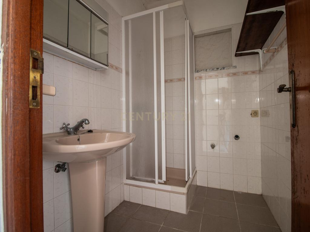 Estabelecimento Comercial - Antigo Restaurante - Lavos, Figueira da Foz - Image 33