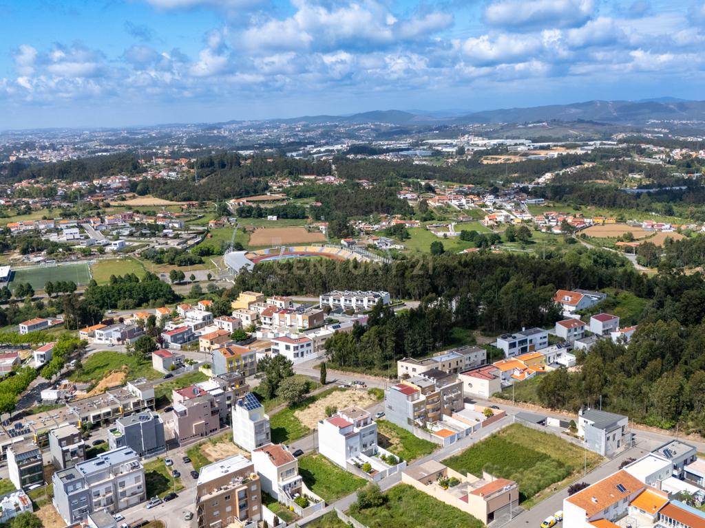 Terreno para construção de Moradia em Vila Nova de Gaia - Image 8