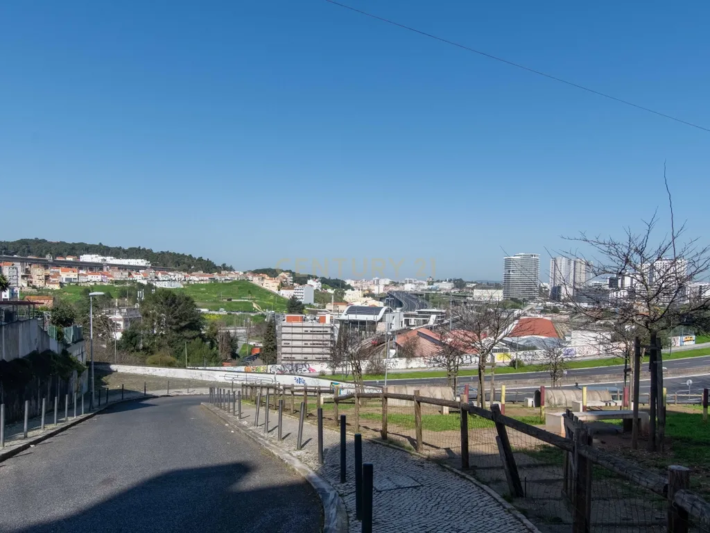 Loja em Campolide, Lisboa - 160m² - Image 23