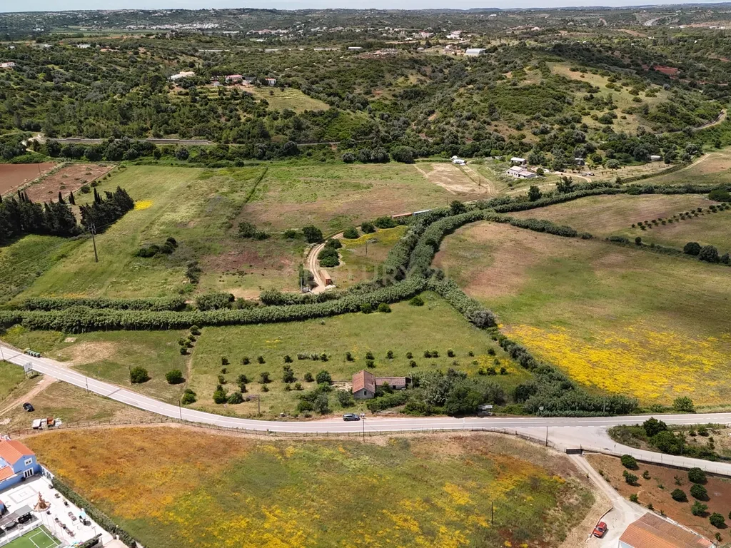Terreno em Odiáxere, Lagos - 10600m² - Image 17