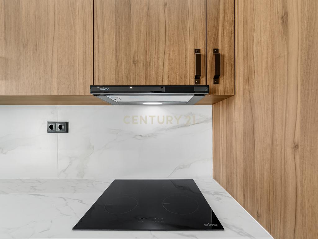 Apartamento T3 Totalmente Renovado - Image 9