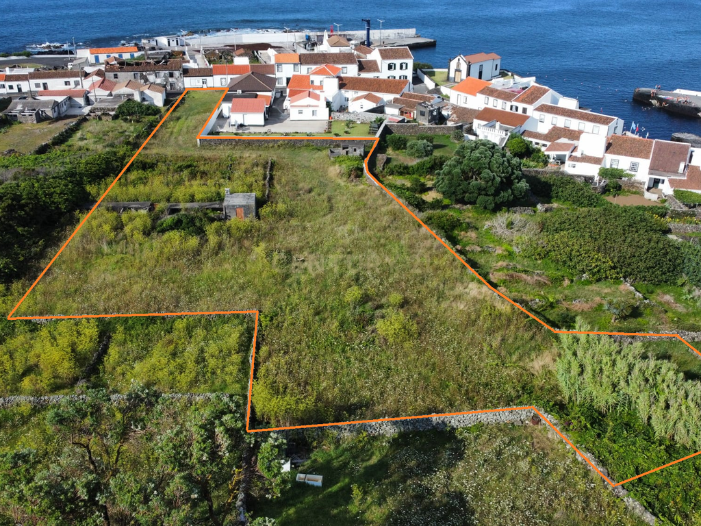 Terreno à Venda em Santa Cruz da Graciosa - Image 2