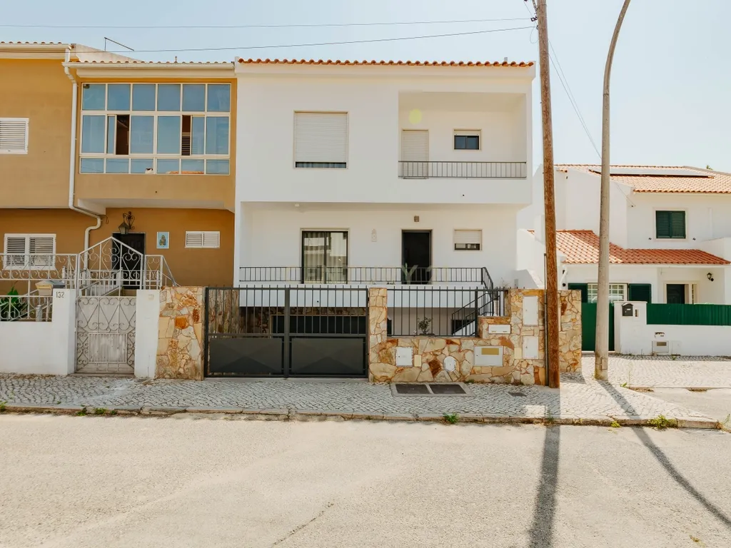 MORADIA T3 NAS FONTAINHAS - Image 1