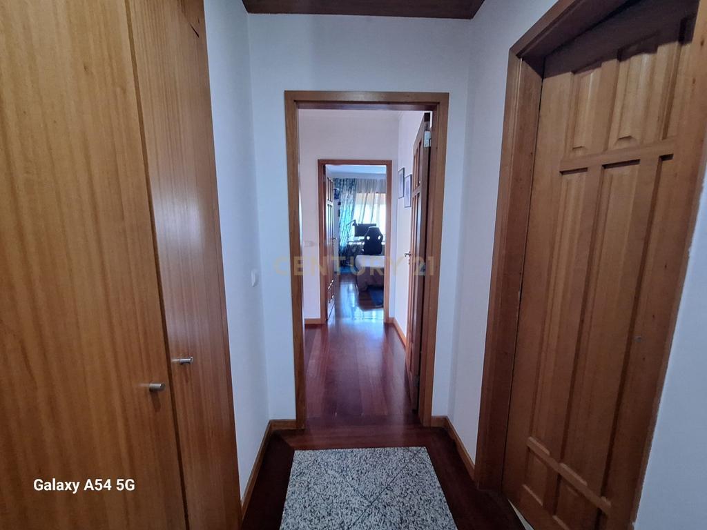 Apartamento T3 com Vista Mar em S. Félix da Marinha, Vila Nova de Gaia - Image 3
