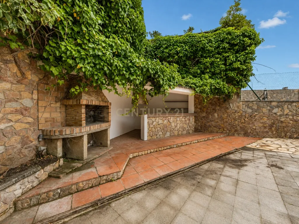 Casa ou vivenda independente na Calle Camamilla, Aiguaviva Parc, Vidreres, Girona, Costa Brava. - Image 45