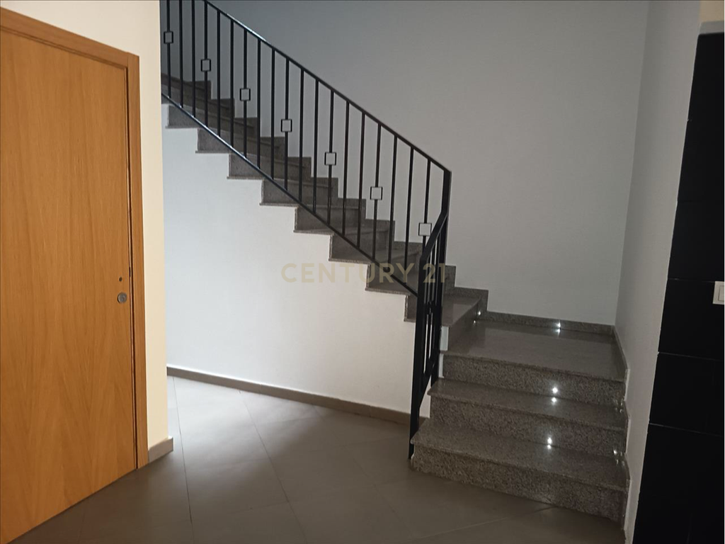 Apartamento para Recuperação em Monforte del Cid, Alicante - Image 1