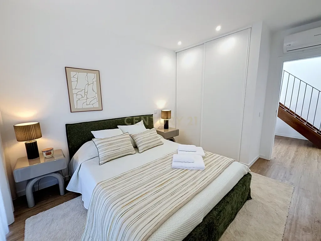 Apartamento Novo com Terraço e Piscina Privativa em Nazaré - Image 26