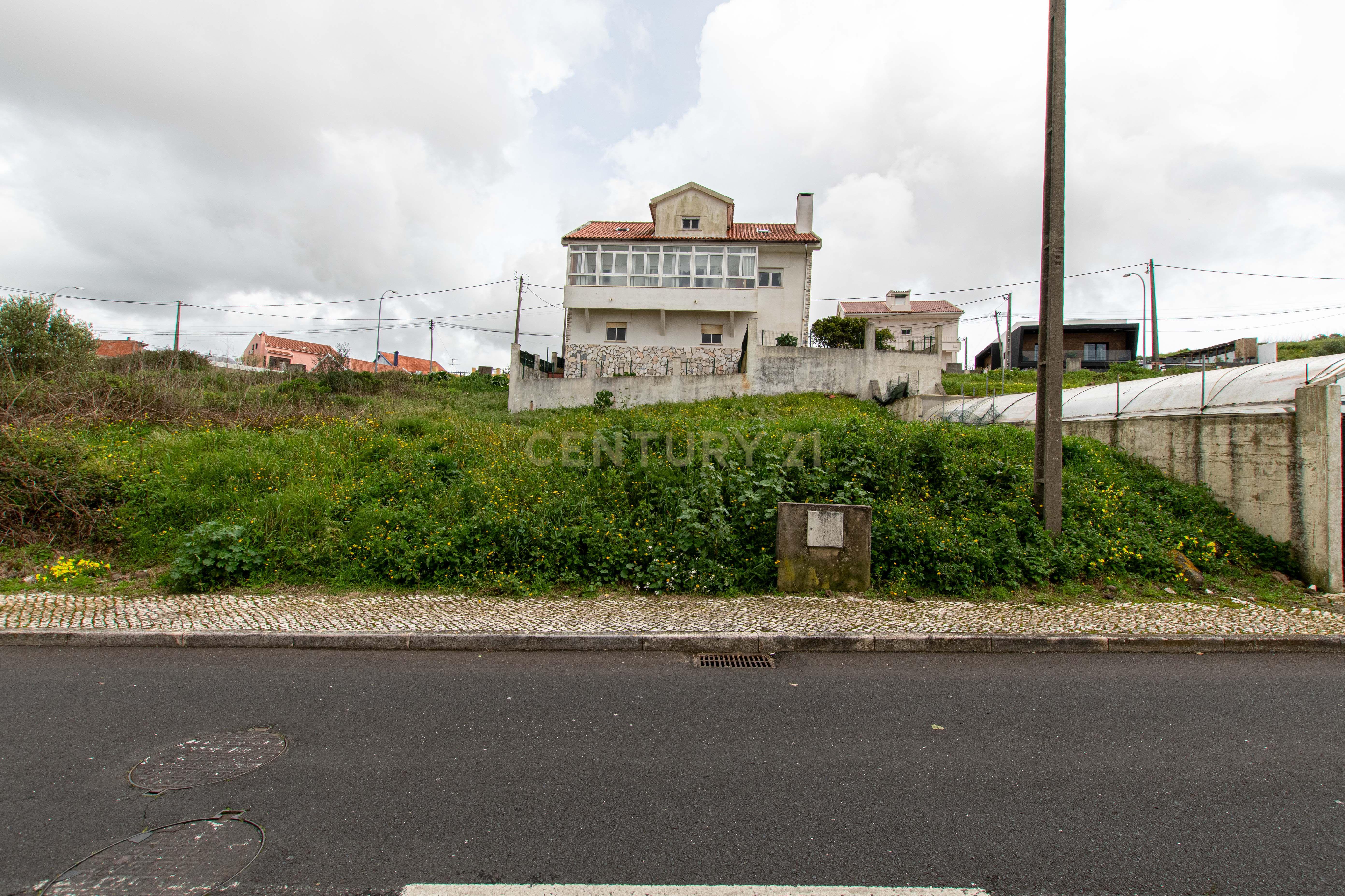 Terreno Urbano para construção de moradia unifamiliar (Casal de Cambra) - Image 3