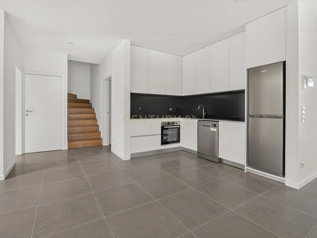 Apartamento/Moradia Duplex Novo com Terraço Privativo – Barroselas, Viana do Castelo - Image 7