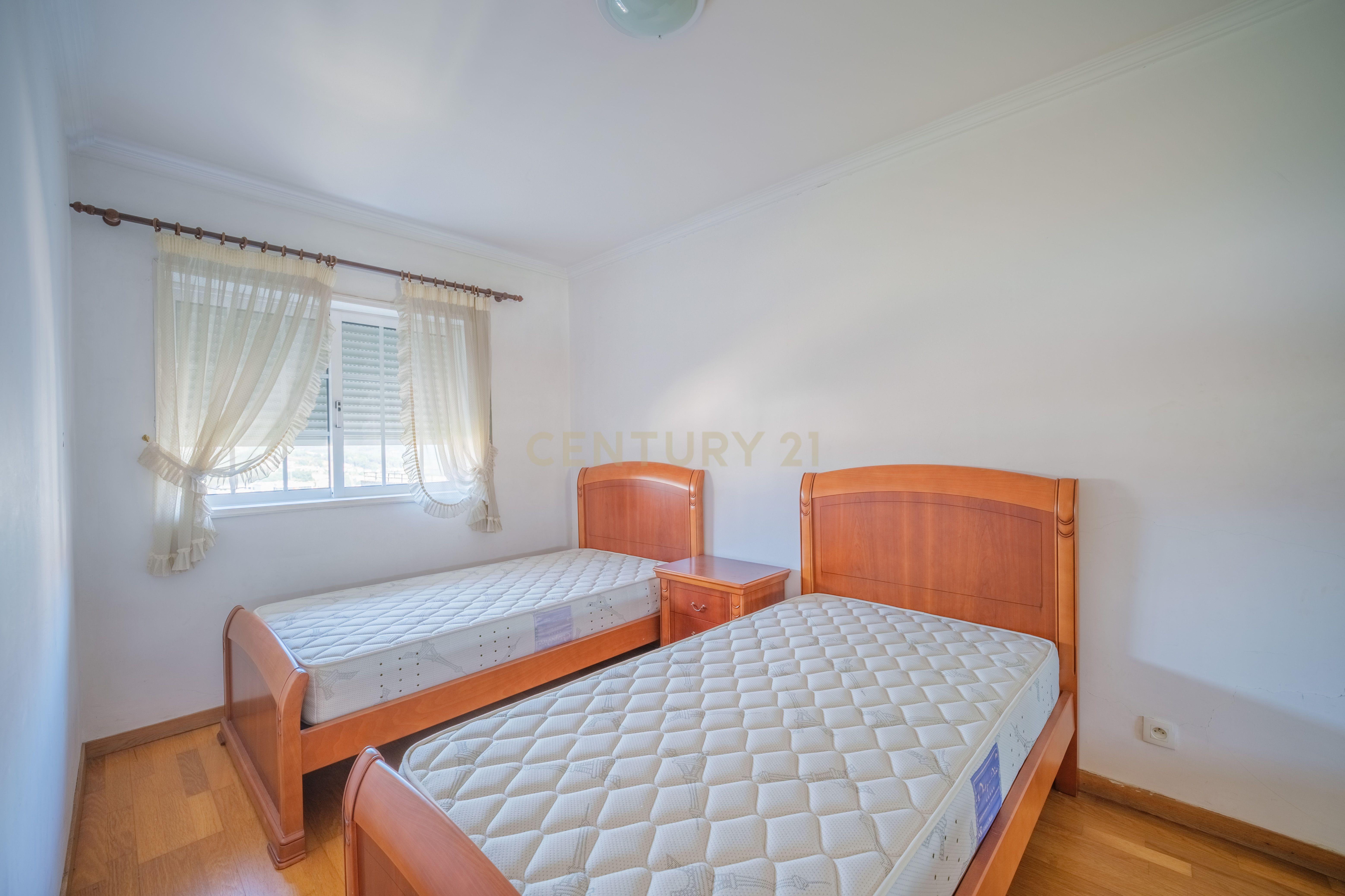 Fotografia 10 de Apartamento T3 Mobilado e Equipado para Venda – Marco de Canaveses
