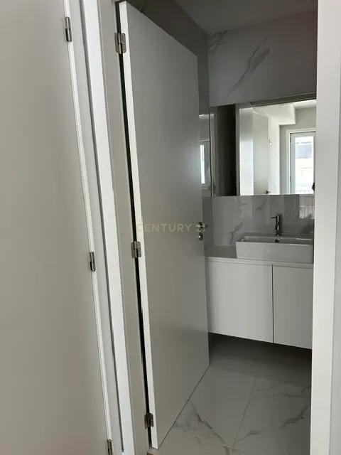 T3 Novo com Garagem para Arrendamento no Centro do Porto - Image 22