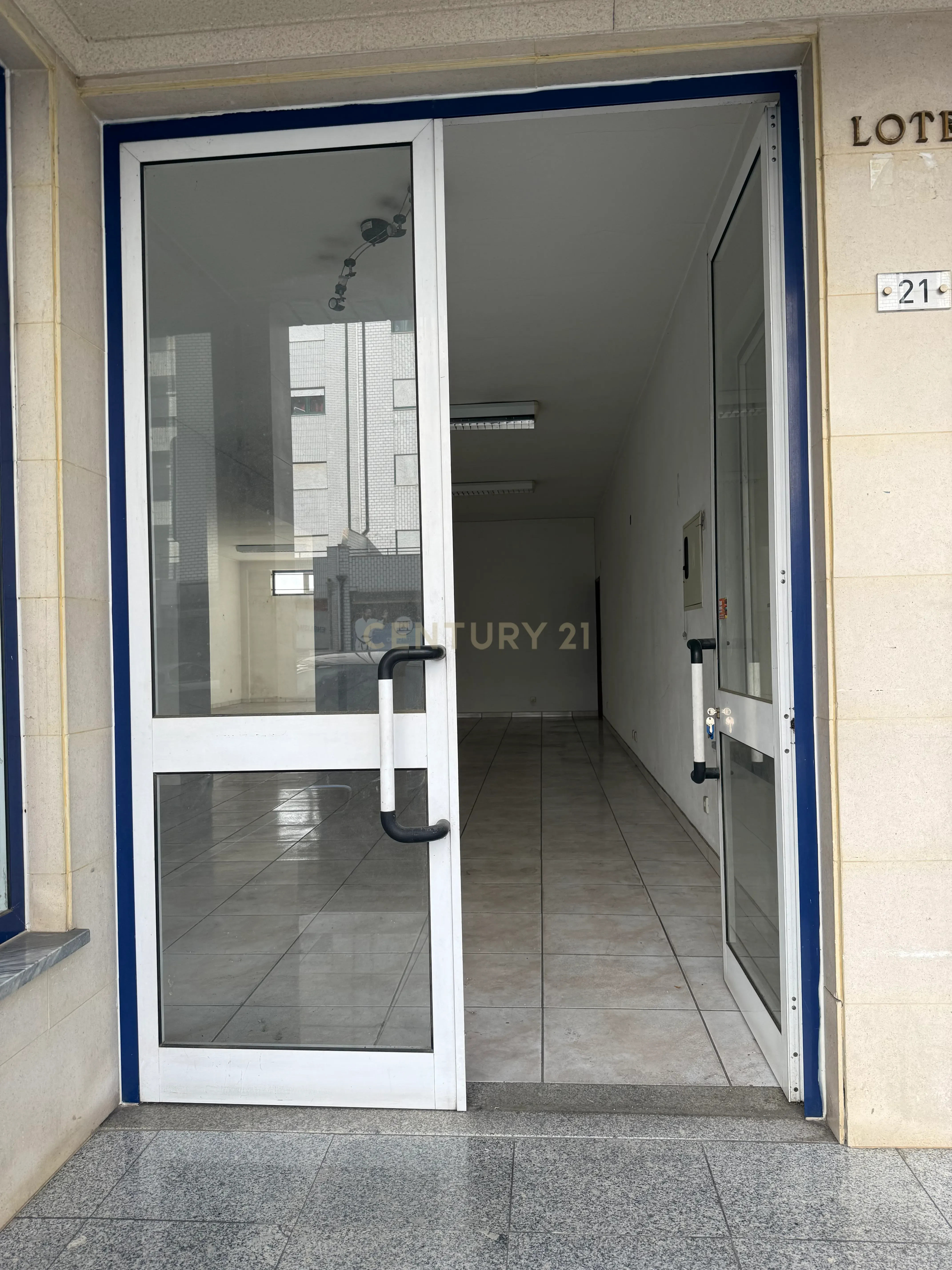 Fotografia 12 de ESPAÇO COMERCIAL , Vale D’Alvaro #BRAGANÇA