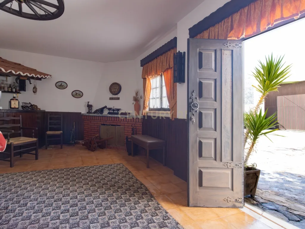 CONJUNTO MORADIA, 4 APARTAMENTOS E PAVILHÃO - Image 50