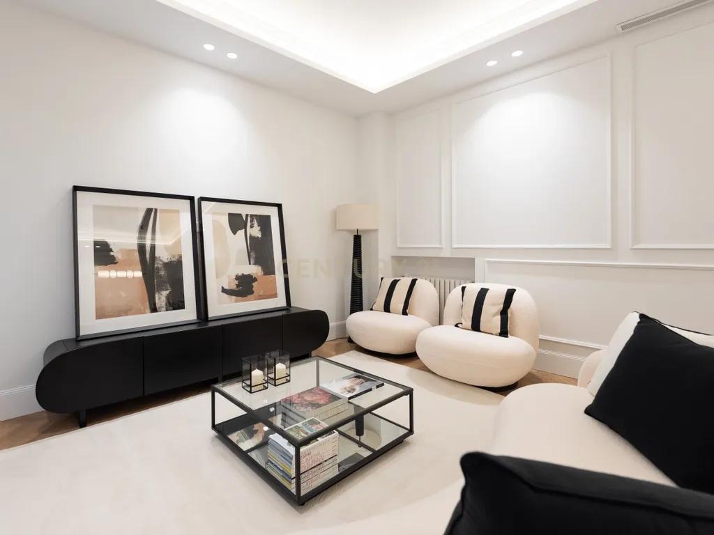 APARTAMENTO REMODELADO E MOBILIADO PERTO DA PLAZA MARQUES DE SALAMANCA - Image 22