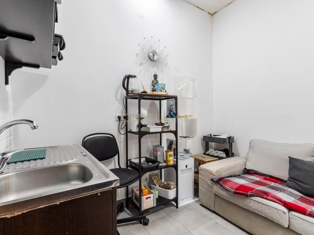 Loja com 90 m² na Quinta do Bom Retiro, Sobreda - Image 24