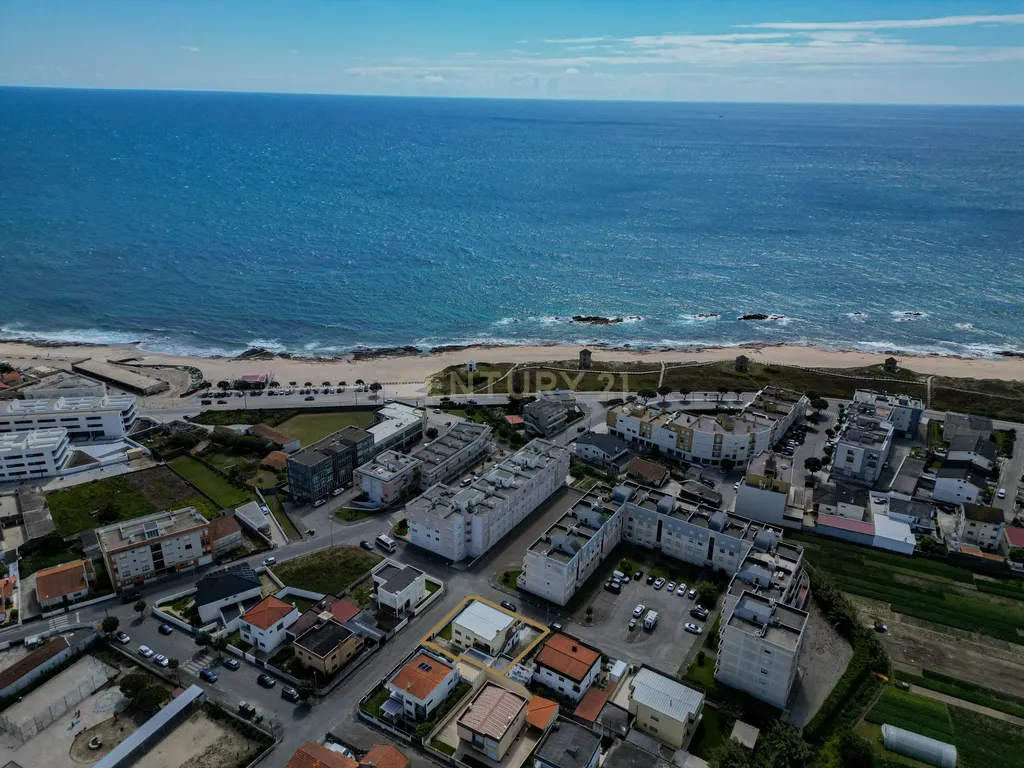 Moradia Isolada a 2 minutos da praia de Apúlia - Esposende - Image 1