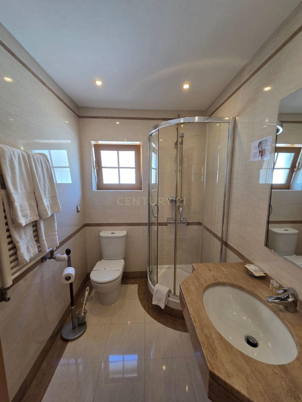 Moradia Exclusiva em Cascais - Image 17