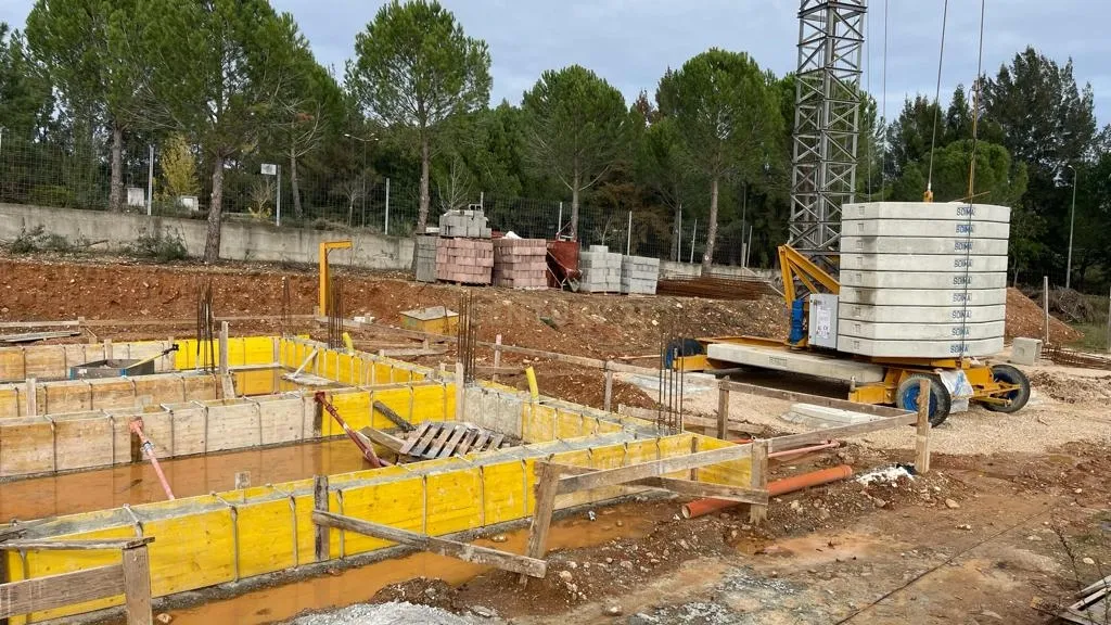 Moradia T4 isolada fase inicial de Construção - Image 12